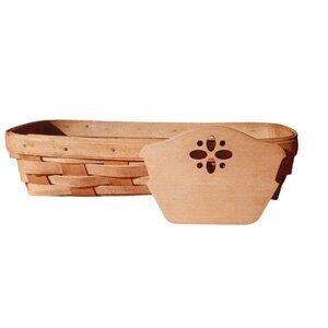 Longaberger 1992 Cracker Basket with Wooden Divider, Signed